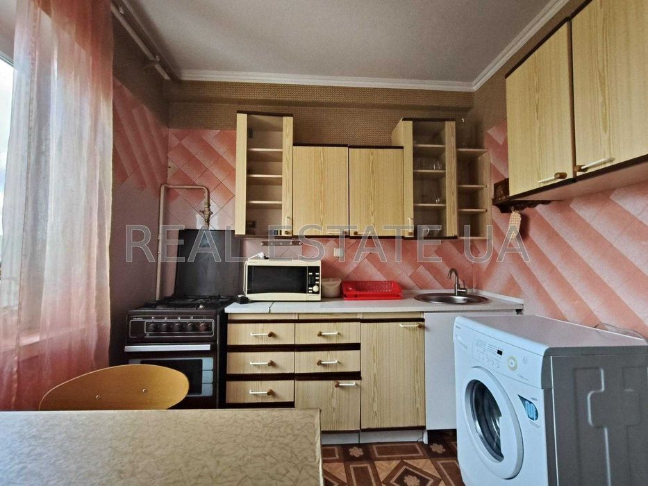 Оренда квартири на Русанівці, поруч з каналом, вул. Ентузіастів № 7/3