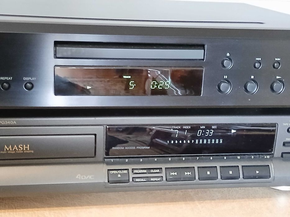 CD player Technics SL-PG340A.