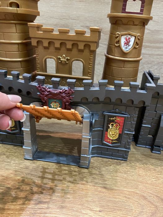 Замок, фортеця