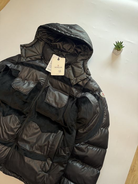 Moncler x batman/ пуховик монклер колоборація з бетменом