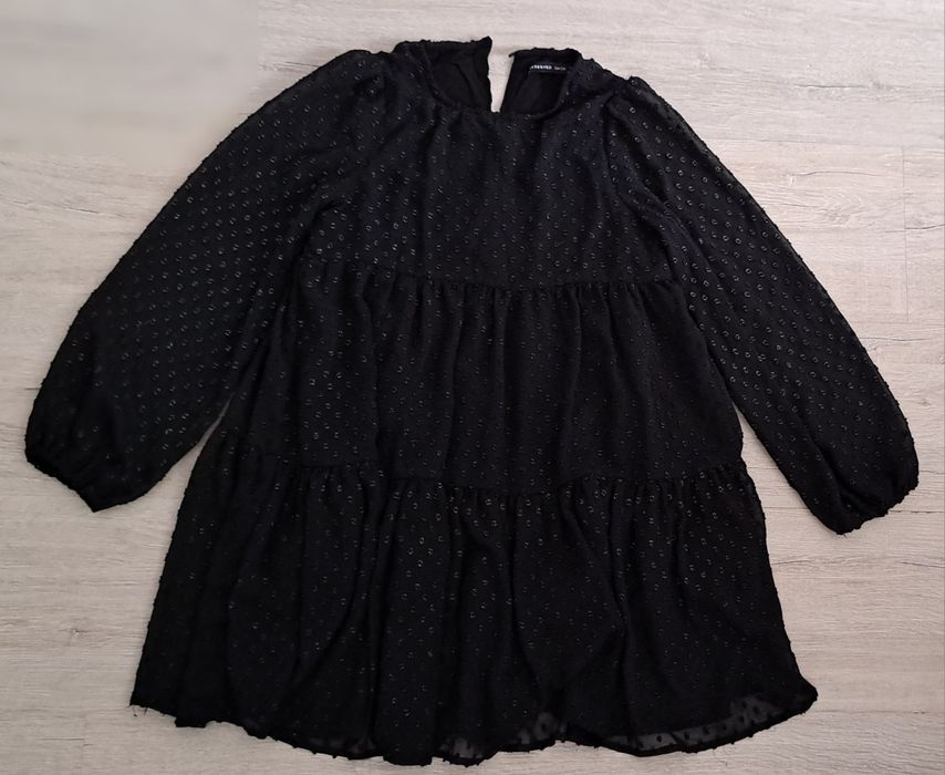 Sukienka reserved 134 czarna srebrna błyszcząca elegancka