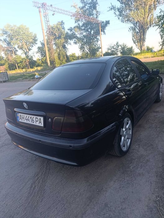 Продам BMW 2001г