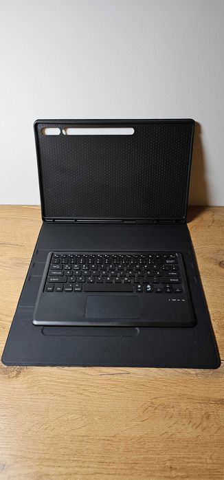 Etui z Klawiaturą Bluetooth do iPada Tablet Case Keyboard