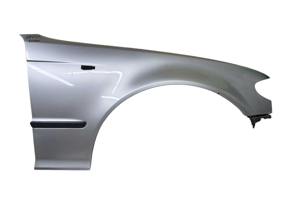 Błotnik Prawy Przód Przedni BMW 3 III E46 KOD LAKIERU 354