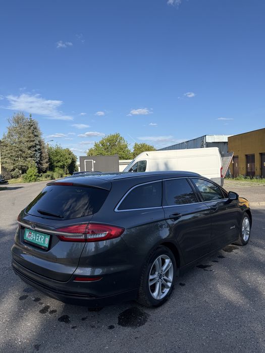 Ford  Mondeo Hybryda 2.0