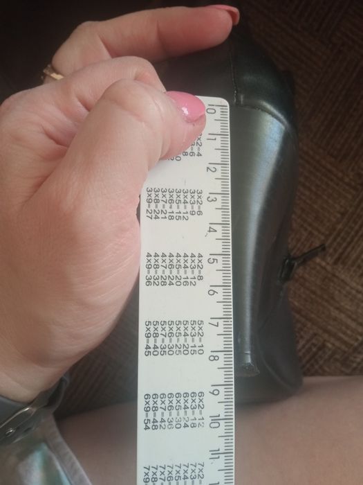 Продам осінні ботіночки