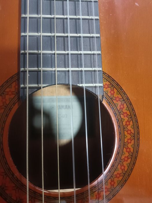 Guitarra Yamaha c40