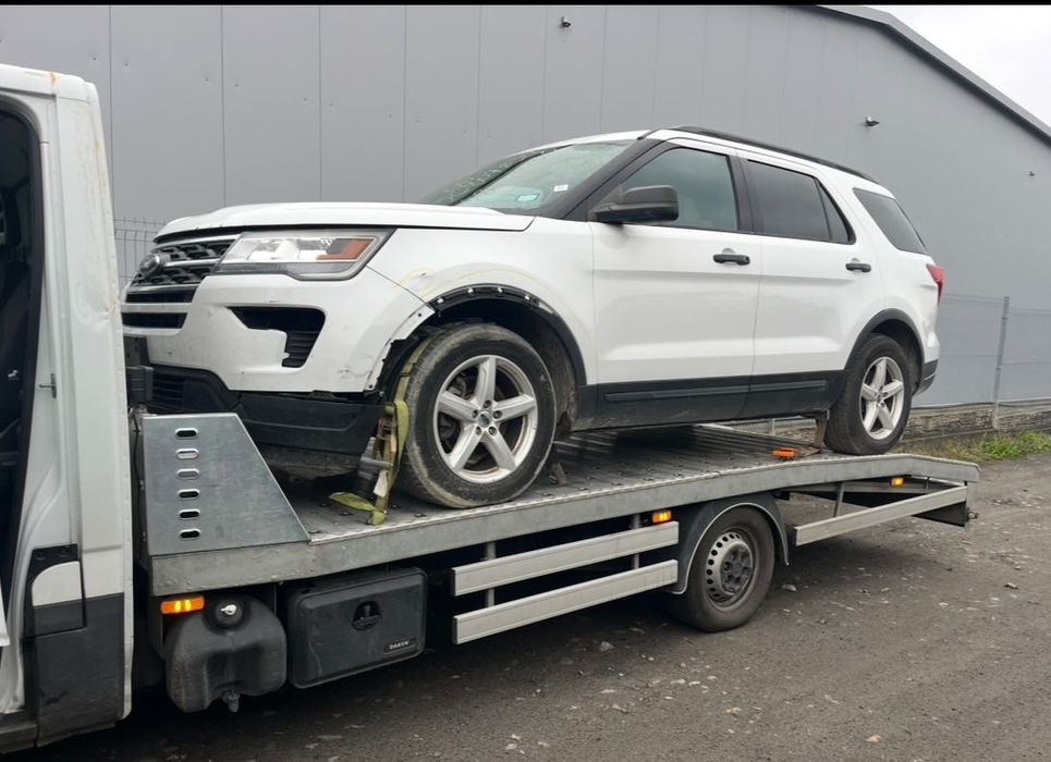 Lusterko maska drzwi próg ćwiartka explorer 3.5 części 2016- fotele