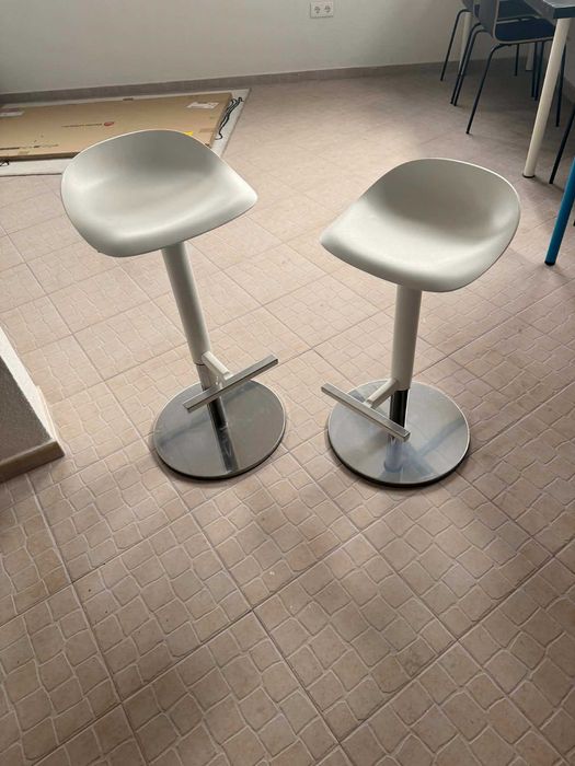 Bancos JANINGE em bom estado