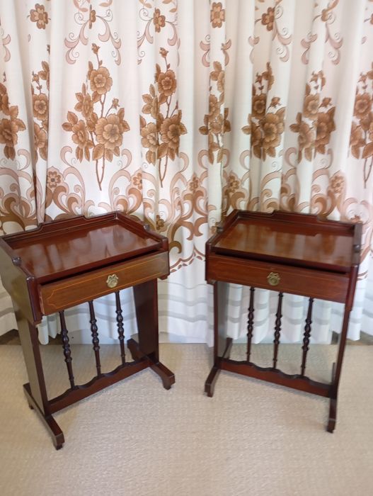 Mesas cabeceira estilo inglês