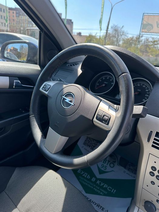 Продам Opel Astra 2008 рік можлива розстрочка,кредит,обмін!