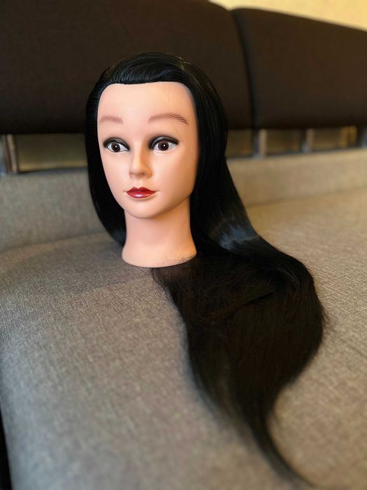 Манекен голова для причесок болванка для стрижек маникен парикмахеров