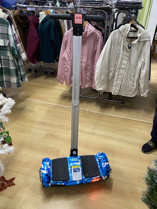 Maples, cesta metal, mesa rectangular, segway, cadeiras avulsas