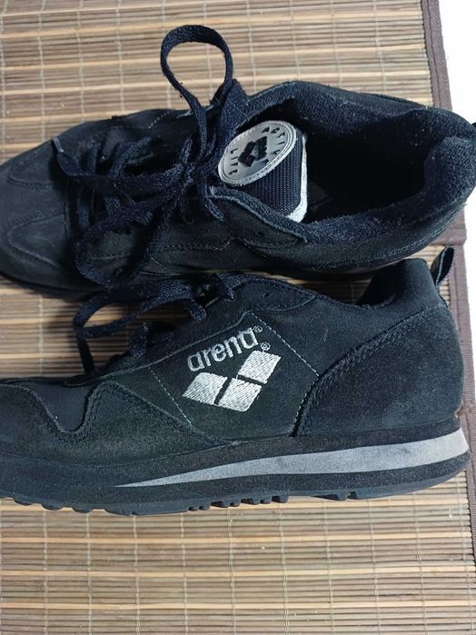 Кросівки Arena жіночі