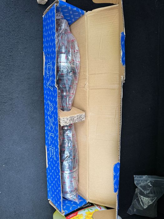 Продаю нову піввісь (полуось) для Mazda 3 1.6