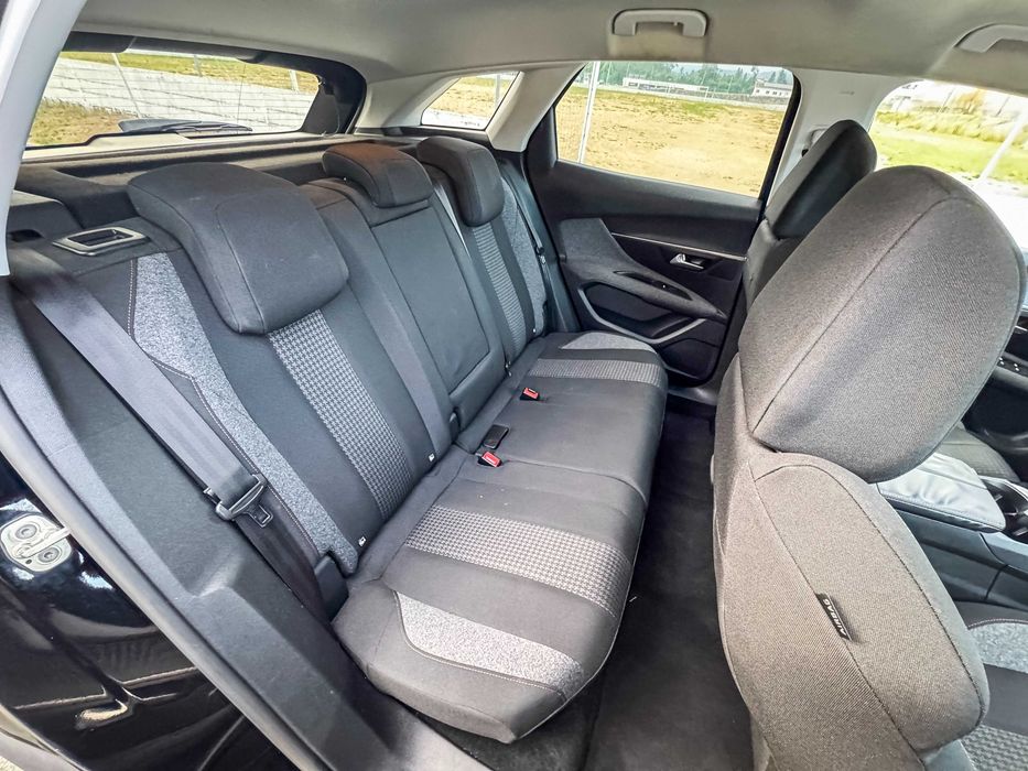 Peugeot 3008 — fotografia 12