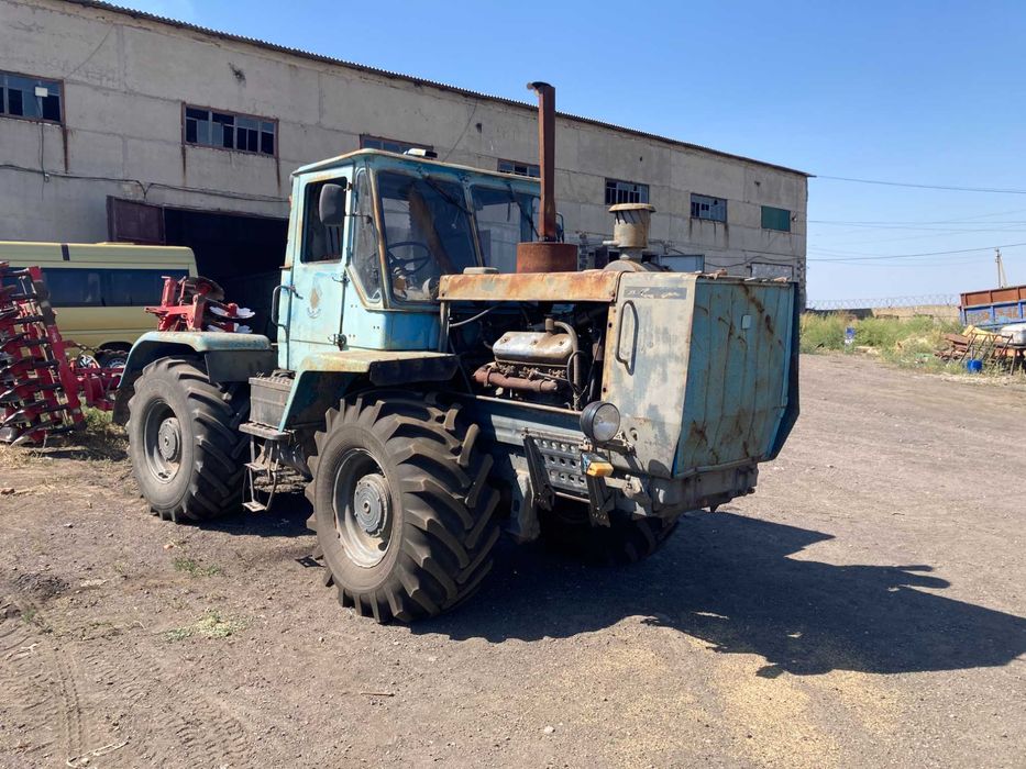 трактор колесный Т-150