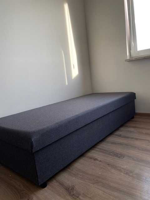 Odsprzedam 4 nowe solidne tapczany z rabatem%