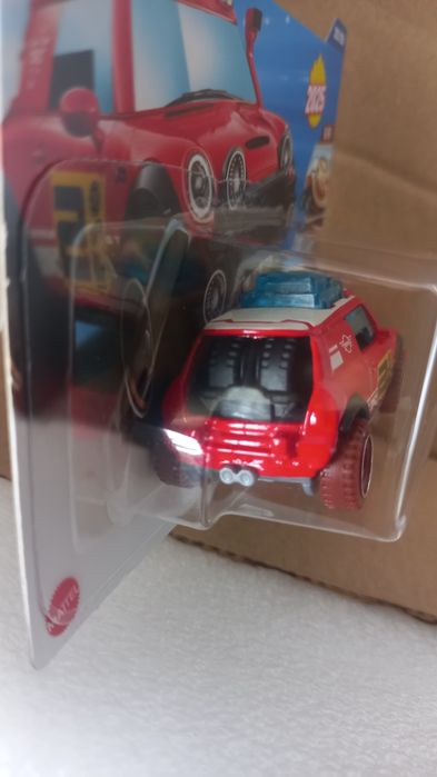 Lil' roar hot wheels