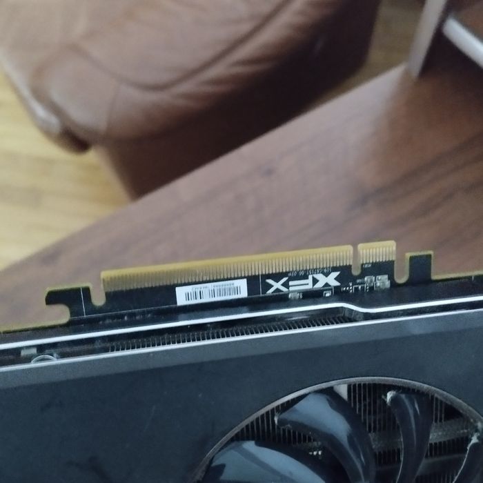 Відеокарта R9 290 4Gig читати опис
