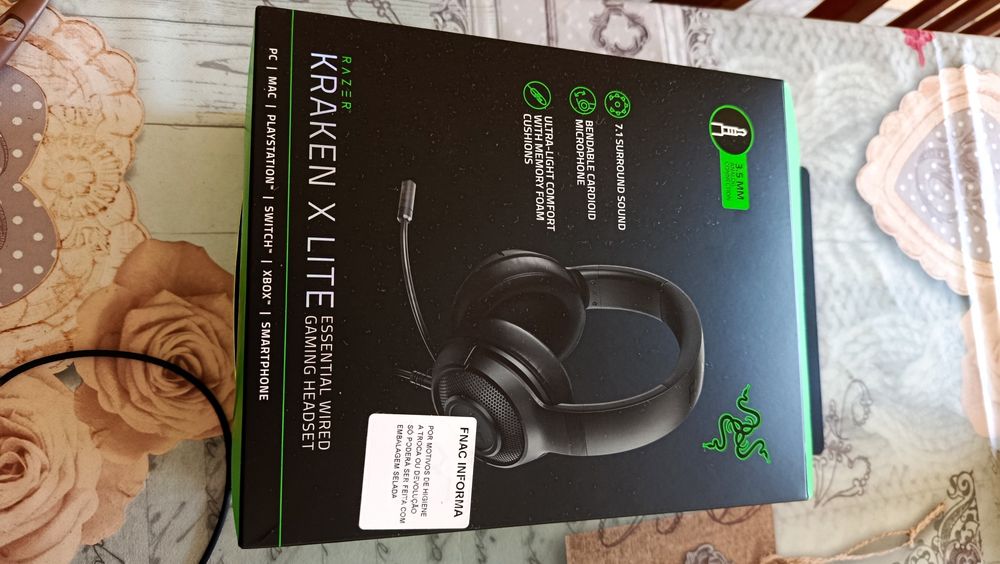 Auscultadores Razer Kraken X Lite