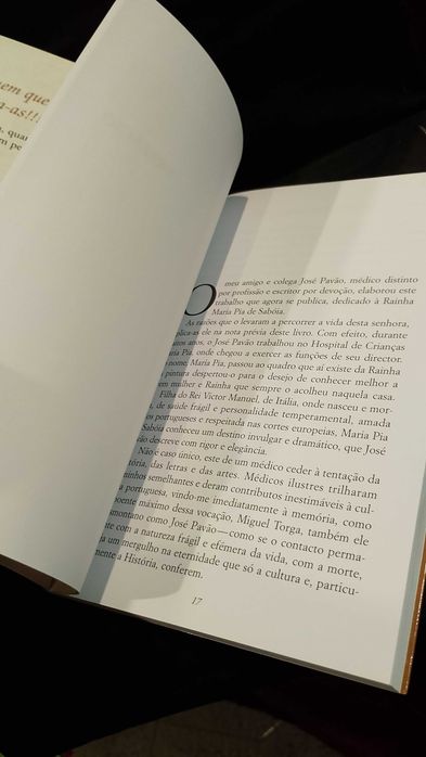 Maria Pia Rainha e Mulher - José Manuel Pavão