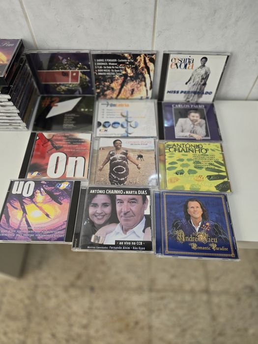 Lotes  de cds e dvds