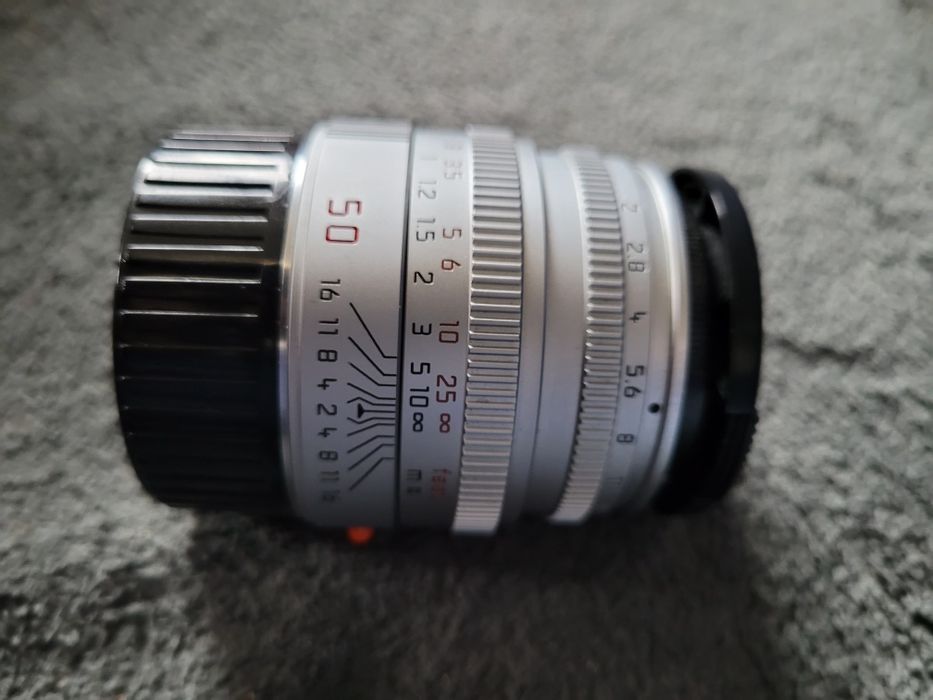 Leica Summicrone 2.0