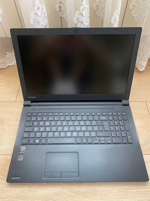 Ноутбук Toshiba Satellite Pro R50-B-12P (15.6, i5-4005, 8Gb, 1000Gb)