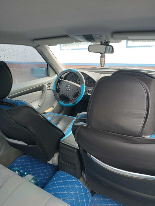 Мерседес Бенц С-180