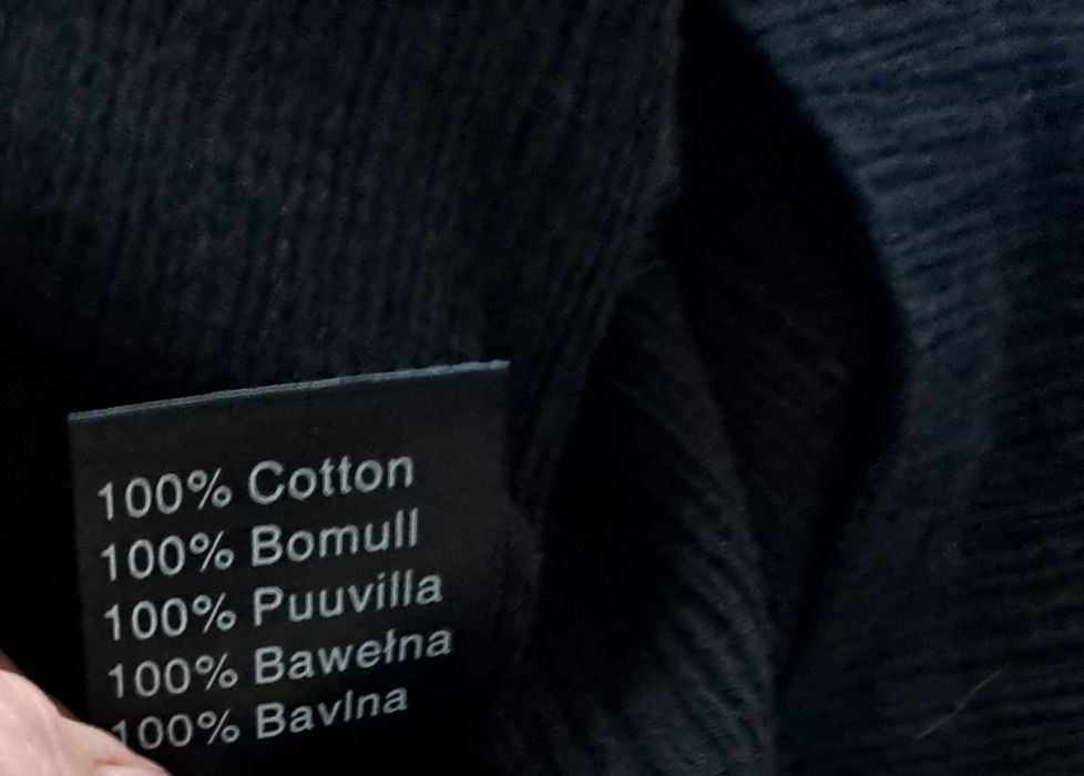 Czarna długa bluzka tunika bez rękawów