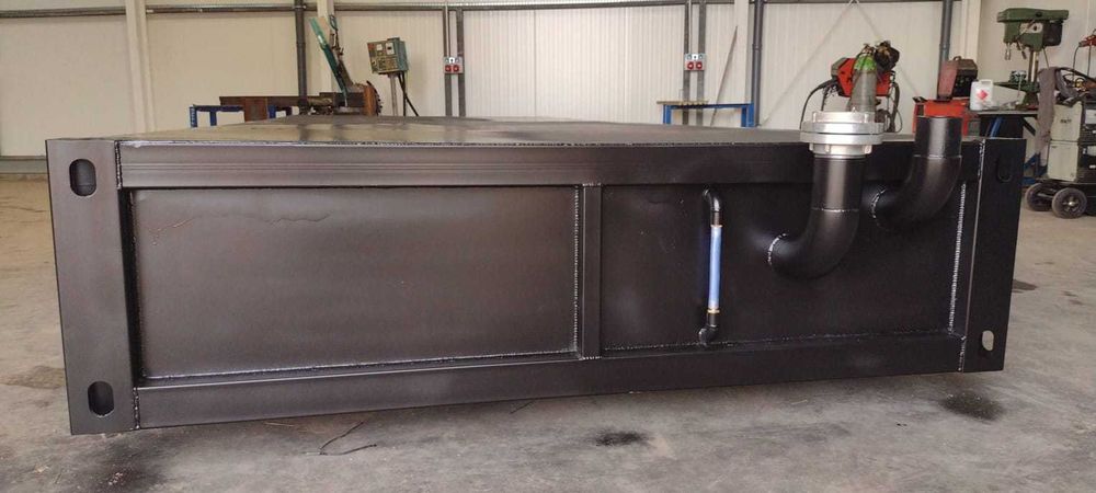 Kontener sanitarny 3x damski-męski-prysznic 2,4x3m nowy 7,2m²