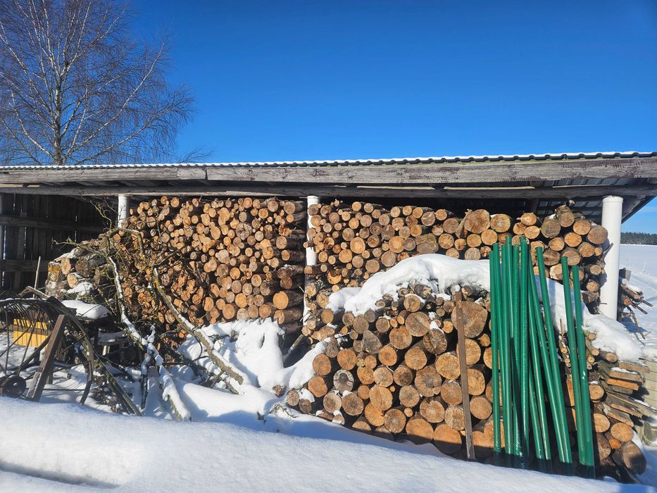 Sprzedam drewno sosnowe