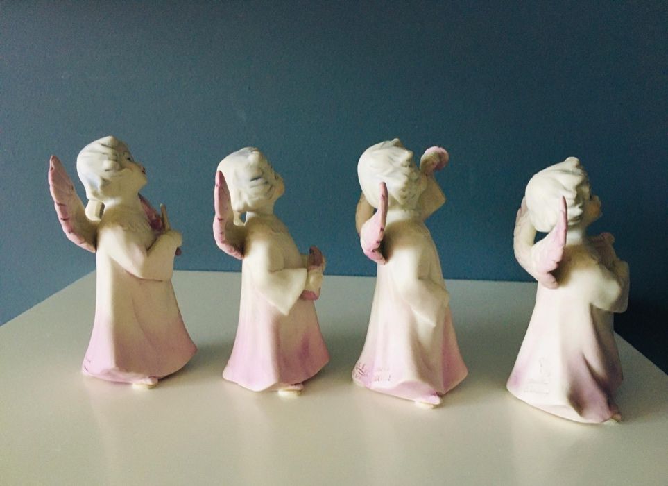 Conjunto de Anjinhos em Porcelana