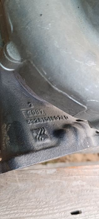 Турбина BMW K26-2871  3.0sd, 3.5d  Bi-Turbo BMW 3 series E90 E91 E92 E93 BMW 5 series E60 / E61, BMW 6 series E63 E64 BMW X3 E83 BMW X5 E70 BMW X6 E71