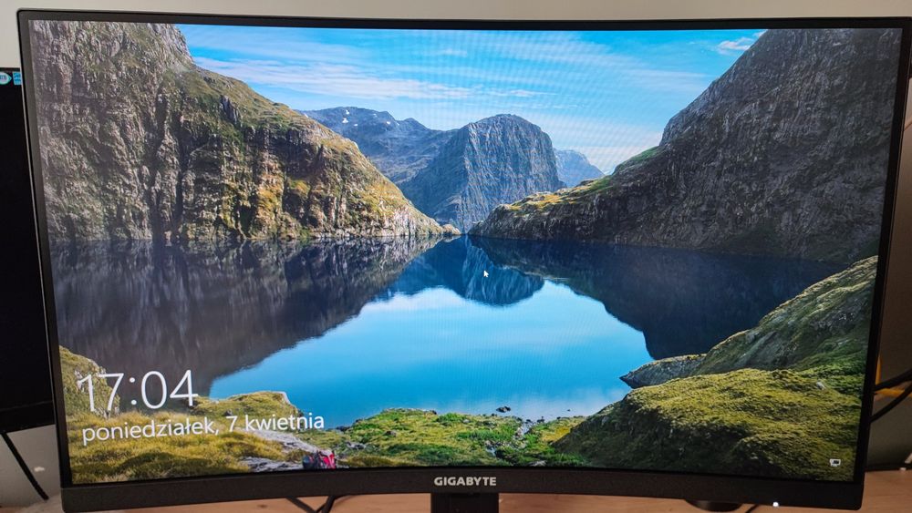 Monitor Gigabyte G27QC 165Hz