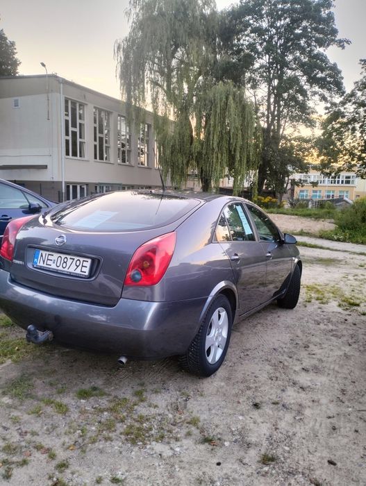 Nissan Primera P12