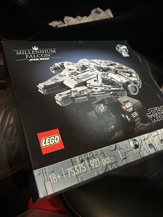 Millennium Falcon - 75375 LEGO Star Wars