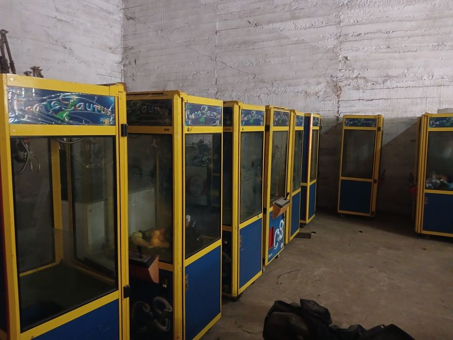 Vendo 9 maquinas de gruas