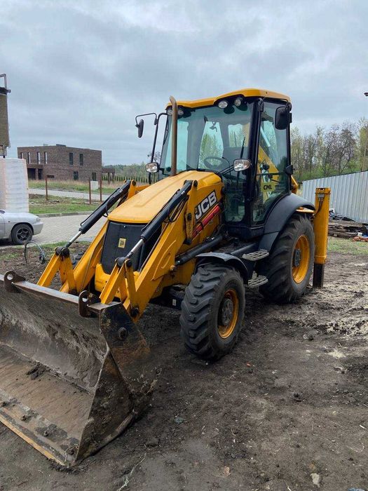 Екскаватор навантажувач JCB 3CX