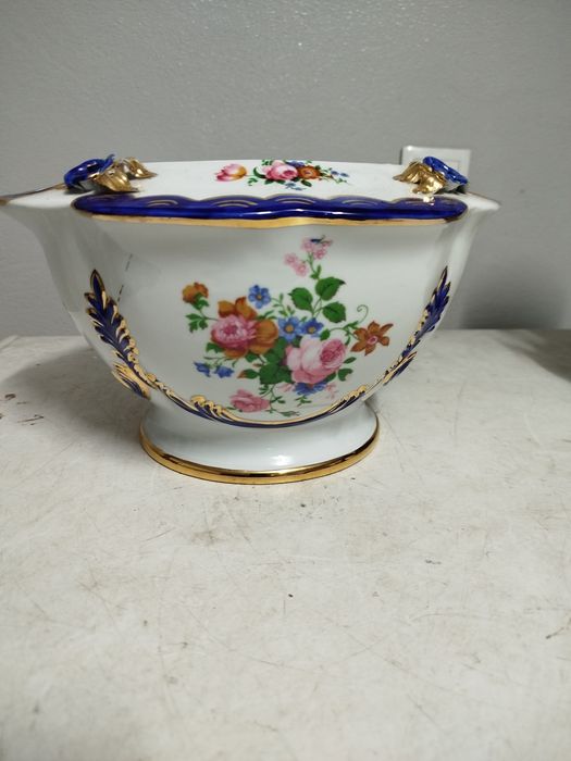 Vários adornos de decoração