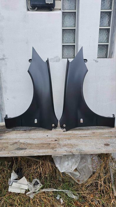 Бампер передний на Mitsubishi Lancer 9 Митсубиси Лансер 9 до -2006 г.