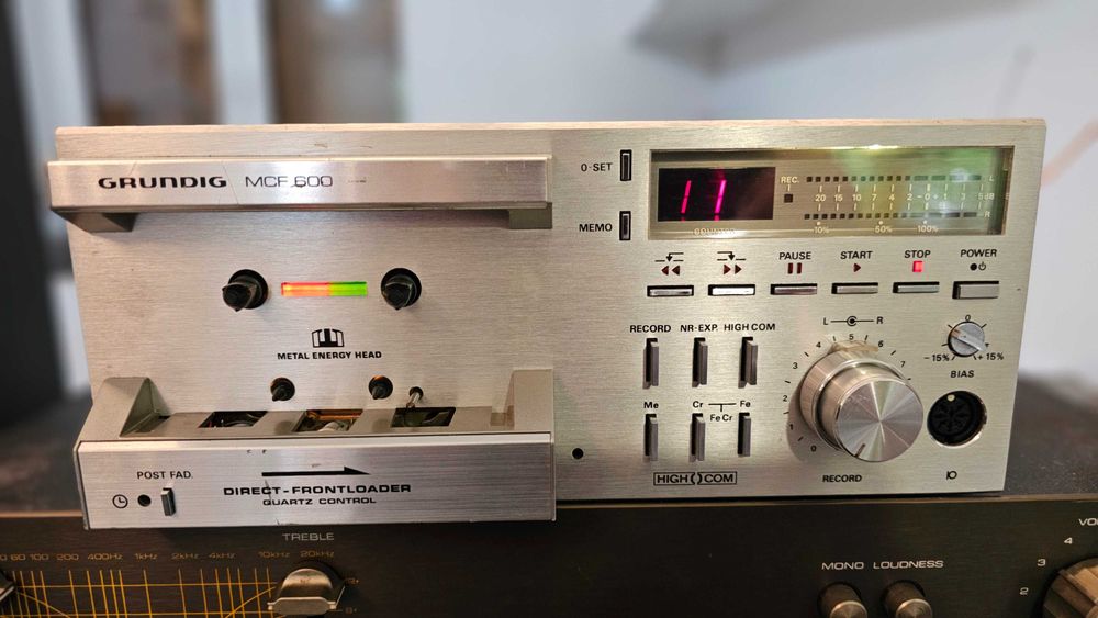 GRUNDIG MCF 600 Deck stereo Sprawny