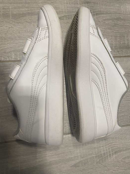 Puma білі кросівки