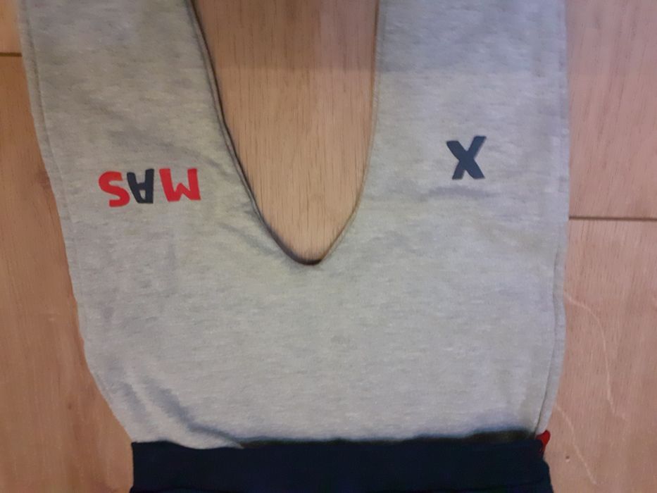 Komplet chłopięcy świąteczny rozm 86  firmy 5 10 15 Stan idealny