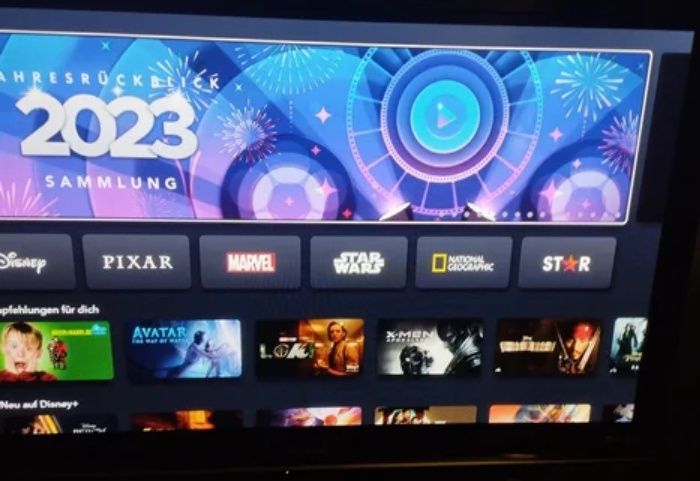 Cartoon Streaming Serviço Disney mais + Plus