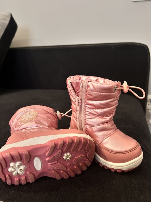 Чобітки та кросівки для дівчинки 20-18 розмір