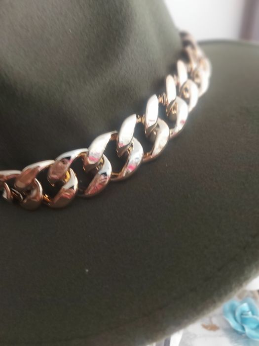 Chapéus novos, tamanho único preço de cada um