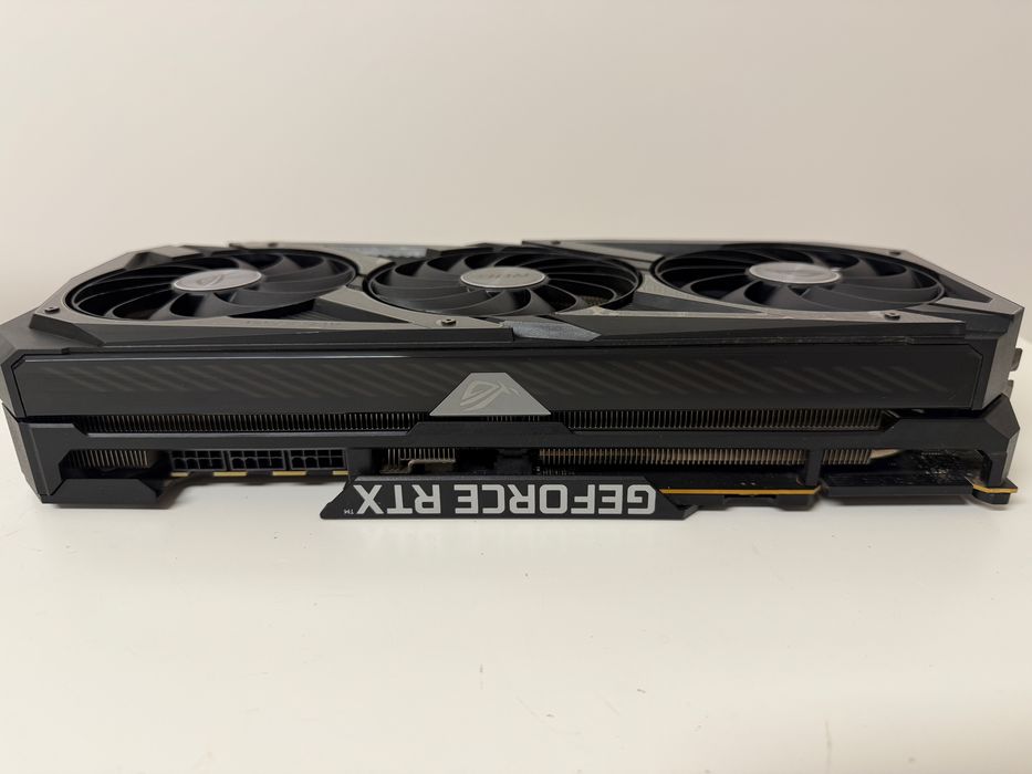Karta graficzna Asus Rog Strix RTX 3090 24GB