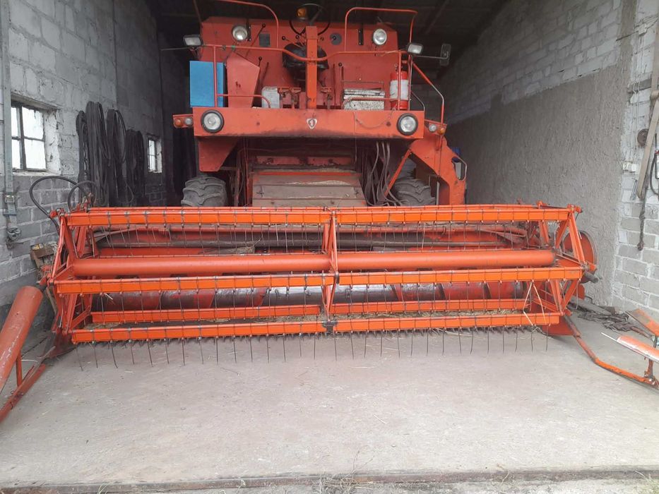 Kombajn Bizon Z56